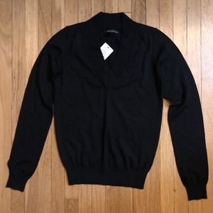 KENNETH COLE - NWT Deep V Merino Wool Sweater